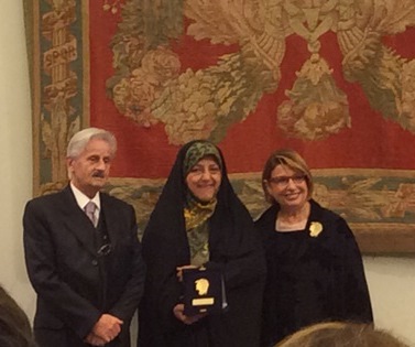 اعطای جایزه مینروا به معصومه ابتکار در رم