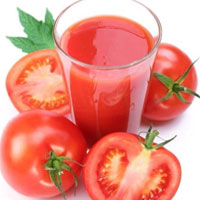 برای تقویت استخوان ها آب گوجه فرنگی بخورید