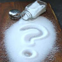 هر ایرانی سالانه ۴.۵ کیلو نمک می‌خورد