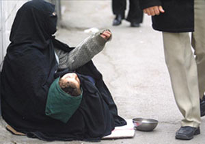 تبعات زنانه شدن فقر در ایران