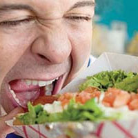 بعد از خوردن یک غذای سالم، چرا احساس گرسنگی می کنید؟
