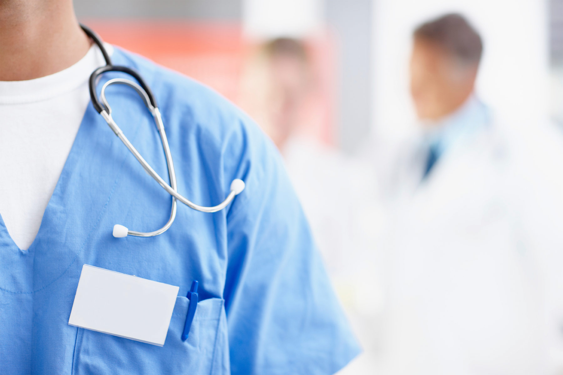 مدیریت پزشکان بر بیمارستانها به ضرر بیماران است