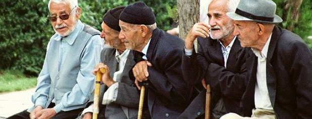 سالمندی ایران در شیب تند/«سند ملی سالمندان» در پیچ و خم بروکراسی مانده است
