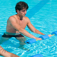 تمرین های ورزشی در آب