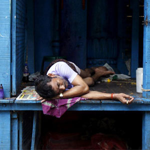 مرگ بیش از ۳۰۰ تن در هند به دلیل گرما