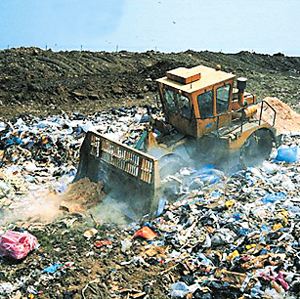 جمع‌آوری روزانه 30 تن زباله از شهرآفتاب