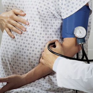 فشارخون بالا دردوران بارداری باعث زایمان زودرس می‌شود