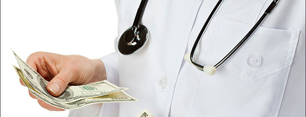 سود سرشار پزشکان از کارانه ها به دلیل تعلل وزارت بهداشت در تدوین راهنماهای بالینی
