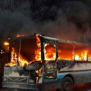 اتوبوس دانش‌آموزان معلول هم آتش گرفت