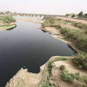 لزوم توجه به وضعیت حوزه های آبی خوزستان