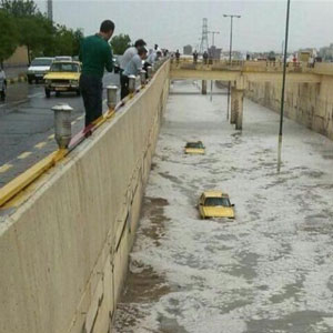 پیش بینی سیلاب در شمال و جنوب شرق کشور/ شنا در خزر ممنوع است