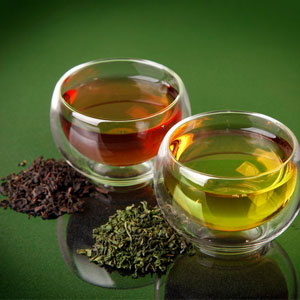 چای سیاه در مقابل چای سبز: کدام سالم تر است؟