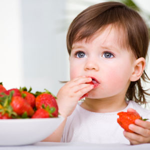 باید و نبایدهایی برای مصرف میوه در کودکان