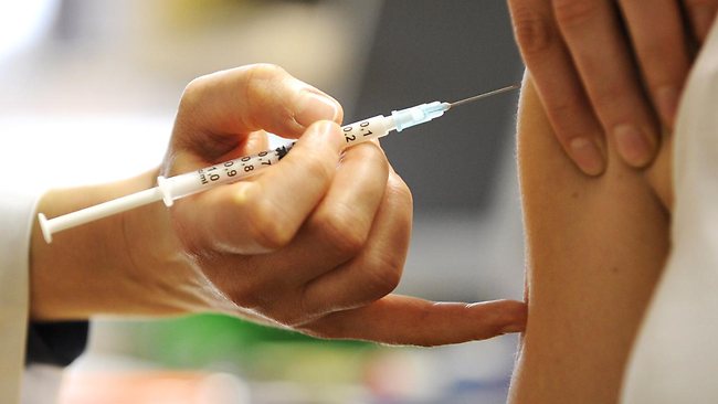 گروه‌های پرخطر در ابتدای پائیز واکسن آنفلوآنزا بزنند