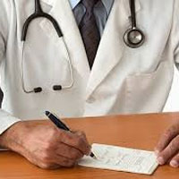 پزشکان دولتی معادل بخش خصوصی ویزیت می گیرند