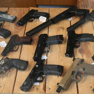 خرید و فروش اسلحه در شبکه‌های اجتماعی