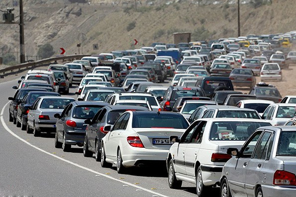 ترافیک نیمه سنگین در آزادراه کرج‌ قزوین