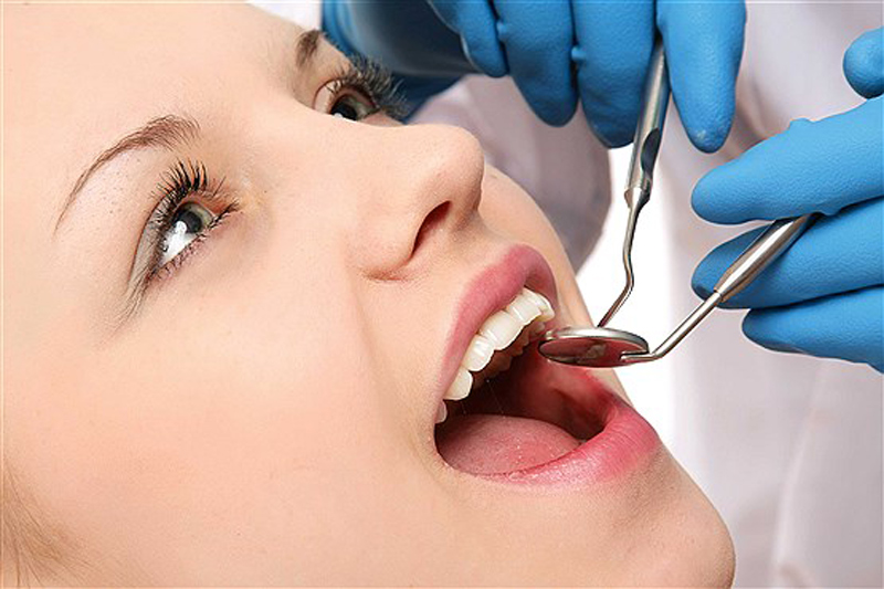 ضرورت معاینه بیماران از لحاظ سرطان دهان