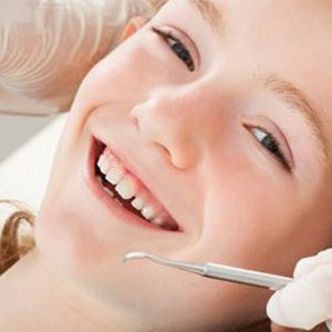 مراقب دندان‌های شیری فرزندان‌تان باشید