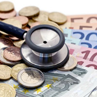 مطالبه مجلس از وزارت بهداشت درکاهش هزینه ها