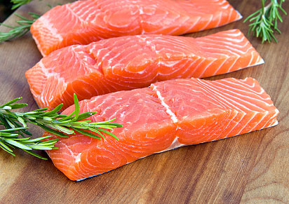 استفاده از رنگدانه برای نارنجی کردن گوشت ماهی مجاز است؟