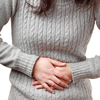 شکم‌ درد در زنان نشانه چه بیماری است؟