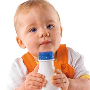 تعذیه نوزاد با شیر گاو ریسک دیابت نوع۱ را افزایش نمی دهد
