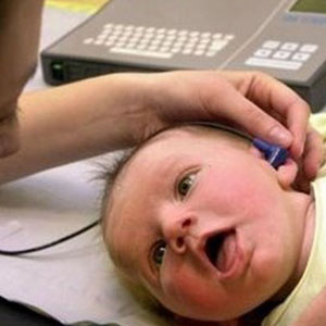 احتمال آسیب به شنوایی نوزادانی که در بخش NICU بیمارستان بستری می‌شوند