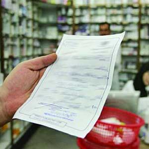 ۶۰ درصد پزشکان راهنمای دارویی به بیمار ارائه نمی دهند