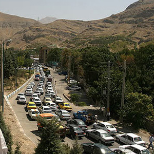 ترافیک نیمه سنگین در جاده کندوان
