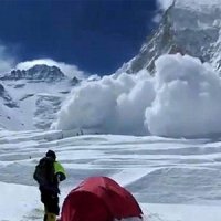 احتمال ریزش بهمن در جاده های کوهستانی البرز احتمال ریزش بهمن در جاده های کوهستانی البرز