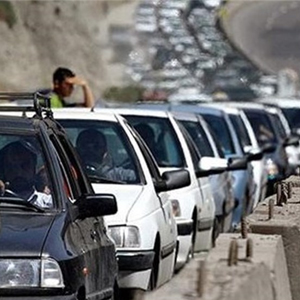 ترافیک نیمه سنگین در آزاد راه تهران - کرج/ وزش باد شدید در جاده های استان خراسان رضوی