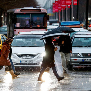 وقتی تهران با یک باران بهاری قفل می‌شود