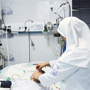 ظرفیت پرستاران در بیمارستان‌های کشور نصف حداقل استانداردها است