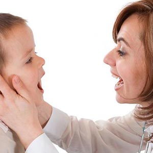 بهترین سن برای درمان لکنت زبان کودکان