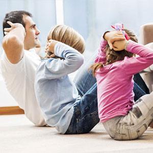 6 راه ساده و شاد برای نرمش و ورزش خانوادگی