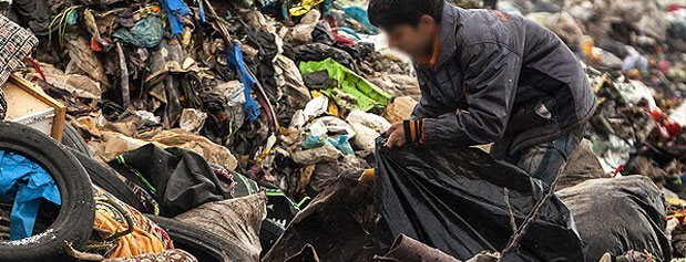 تجاوز به کودکان کار در کارگاه‌های تفکیک زباله