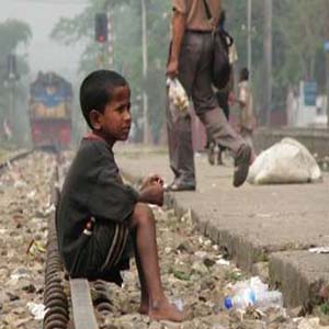 یک پنجم کودکان کشورهای ثروتمند در فقر زندگی می کنند
