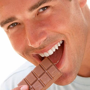 برای پیشگیری از سکته بیشتر شکلات بخورید