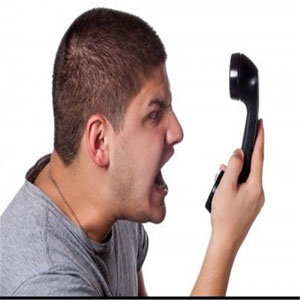 چرا برخی افراد مزاحمت تلفنی ایجاد می‌کنند؟