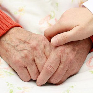 از ۵ وضعیت دردناک مرتبط با سن چطور مراقبت کنیم؟