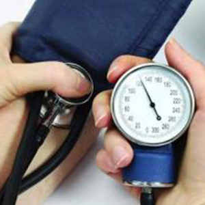 فشار خون بالا اولین علت سکته مغزی/وضعیت فشار خون ایرانی‌ها