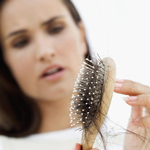 عواملی که باعث نازک شدن موها می شوند