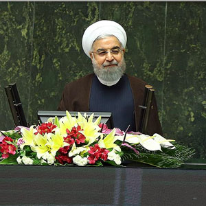 روحانی: وزیر بهداشت برای اجرای طرح تحول سلامت زحمات زیادی کشید