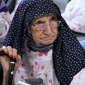 مراقبان سالمندان، حق پرستاری از دولت می‌گیرند