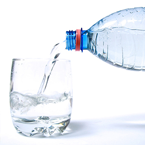 اینفوگرافی/توصیه های طب سنتی برای نوشیدن آب