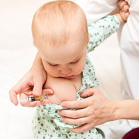 مراقبت‌های خانگی بعد از واکسن زدن کودک