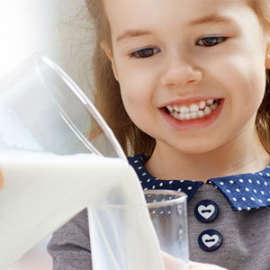 چرا شیر برای کودکان ضروری است؟