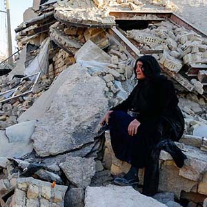 سرپرست خانوار شدن ۱۰۰ زن کرمانشاهی در پی فوت همسر/ معلولیت ۱۱۸ نفر در پی زلزله