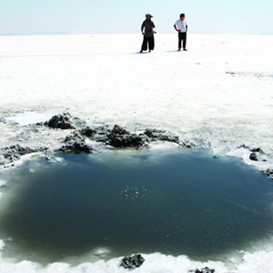۸ میلیارد تن نمک دریاچه ارومیه تهدیدی برای کل کشور